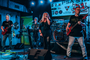 Susie Comet live with Avalon's Fate